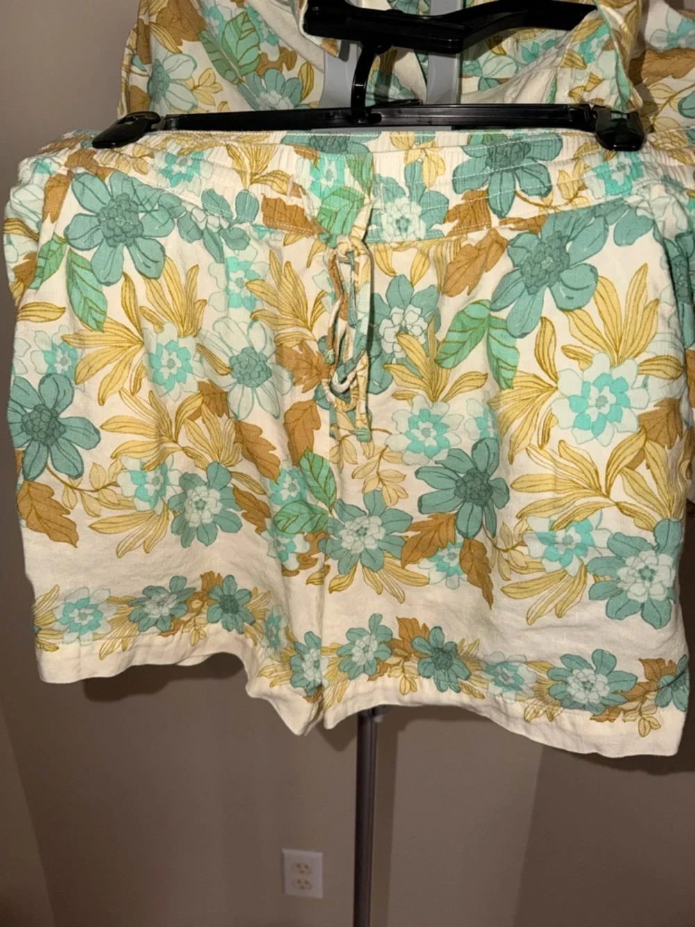 Linen Floral Blouse & Shorts Set Matching Outfit